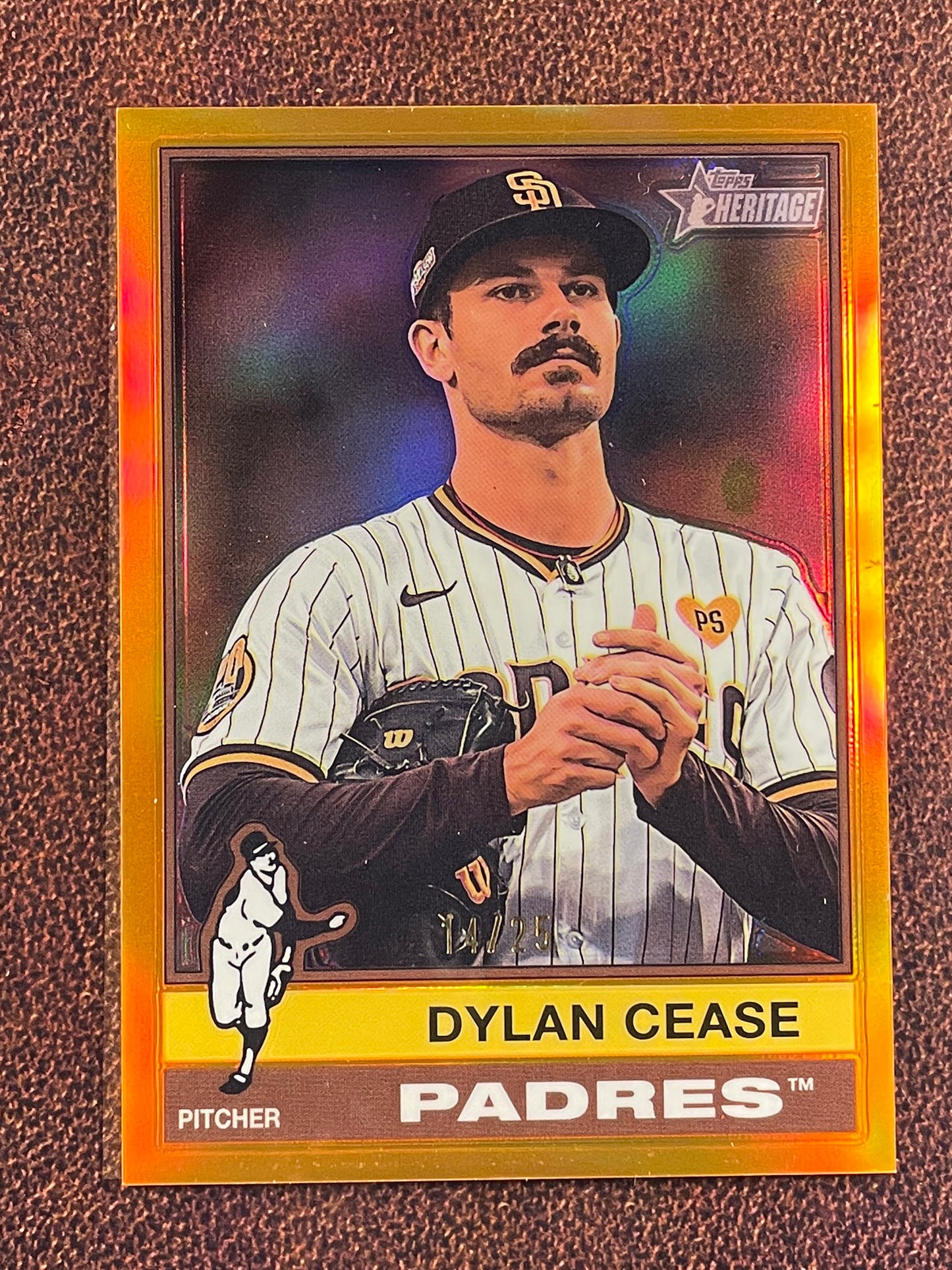 Dylan Cease - 2025 Topps Heritage - ORANGE Refractor /25 - Padres