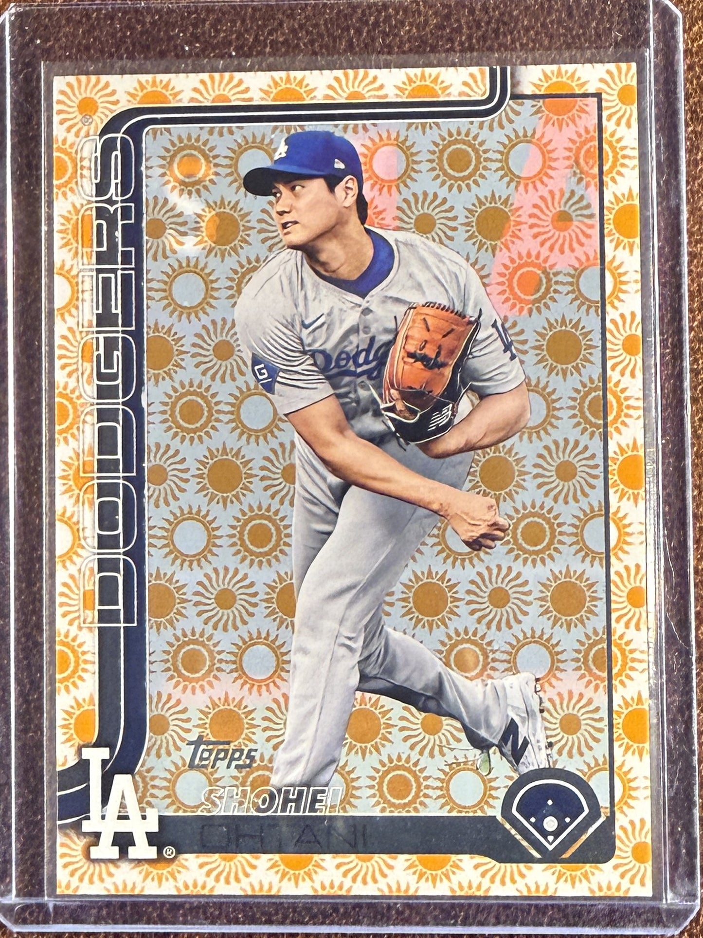 Shohei Ohtani - 2025 Topps Update - Holiday Sun Parallel - Dodgers