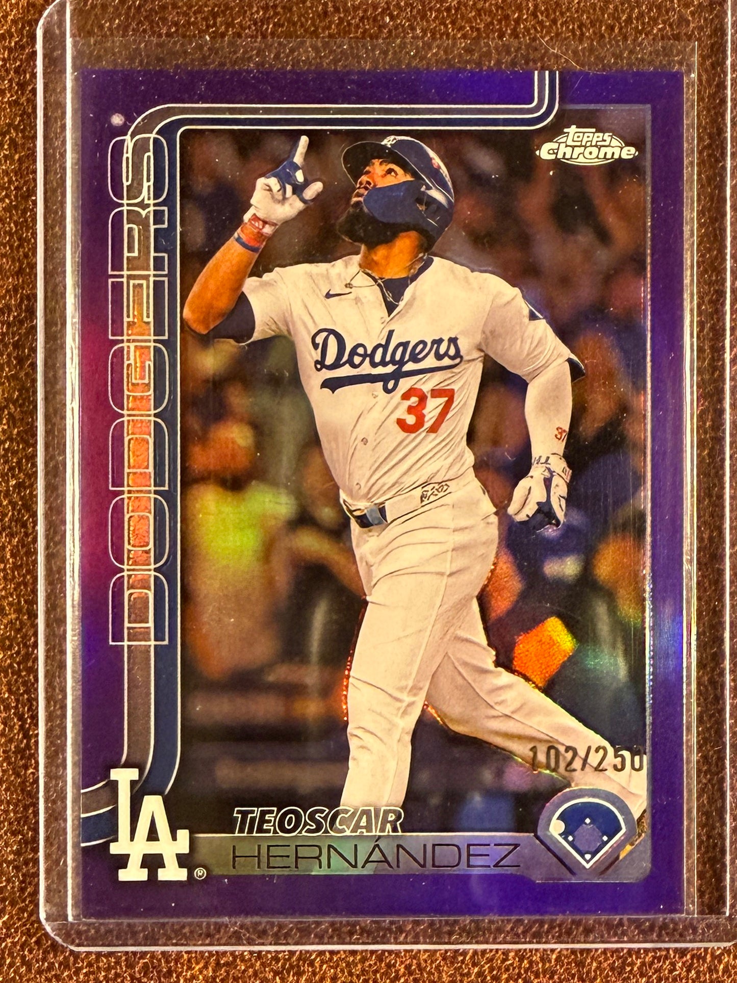 Teoscar Hernandez - 2025 Topps Chrome - PURPLE Refractor /250 - Dodgers