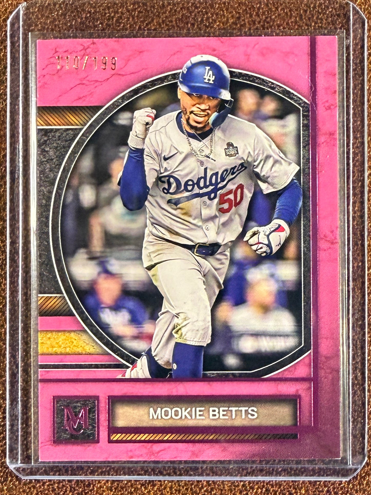 Mookie Betts - 2025 Topps Museum Club - Pink /199 (**2 Corner Whiting**) - Dodgers