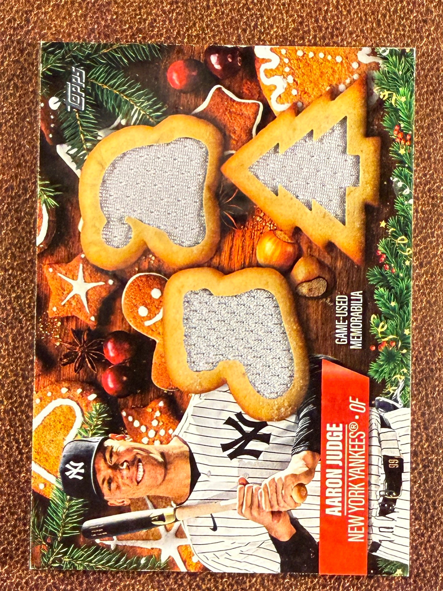 Aaron Judge - 2025 Topps Holiday - Holiday Shape RELIC /99 (*Corner Whiting*) - Yankees