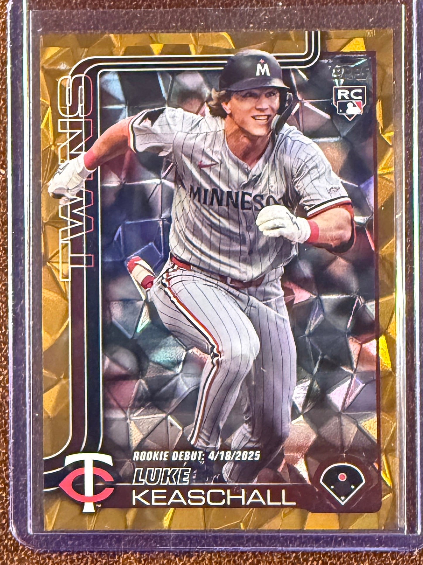 Luke Keaschall - 2025 Topps Update - Rookie GOLD Diamante /50 - Twins
