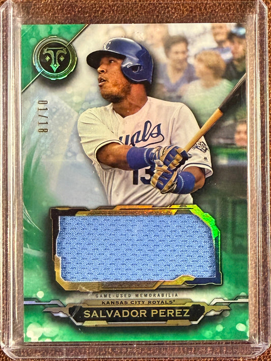 Salvador Perez - 2019 Topps Triple Threads - Emeraldo RELIC /18 - Royals