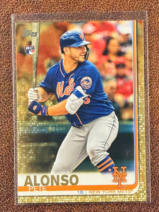 Pete Alonso - 2019 Topps Series 2 - Rookie Gold /2019 (**Corner Whiting**) - Mets