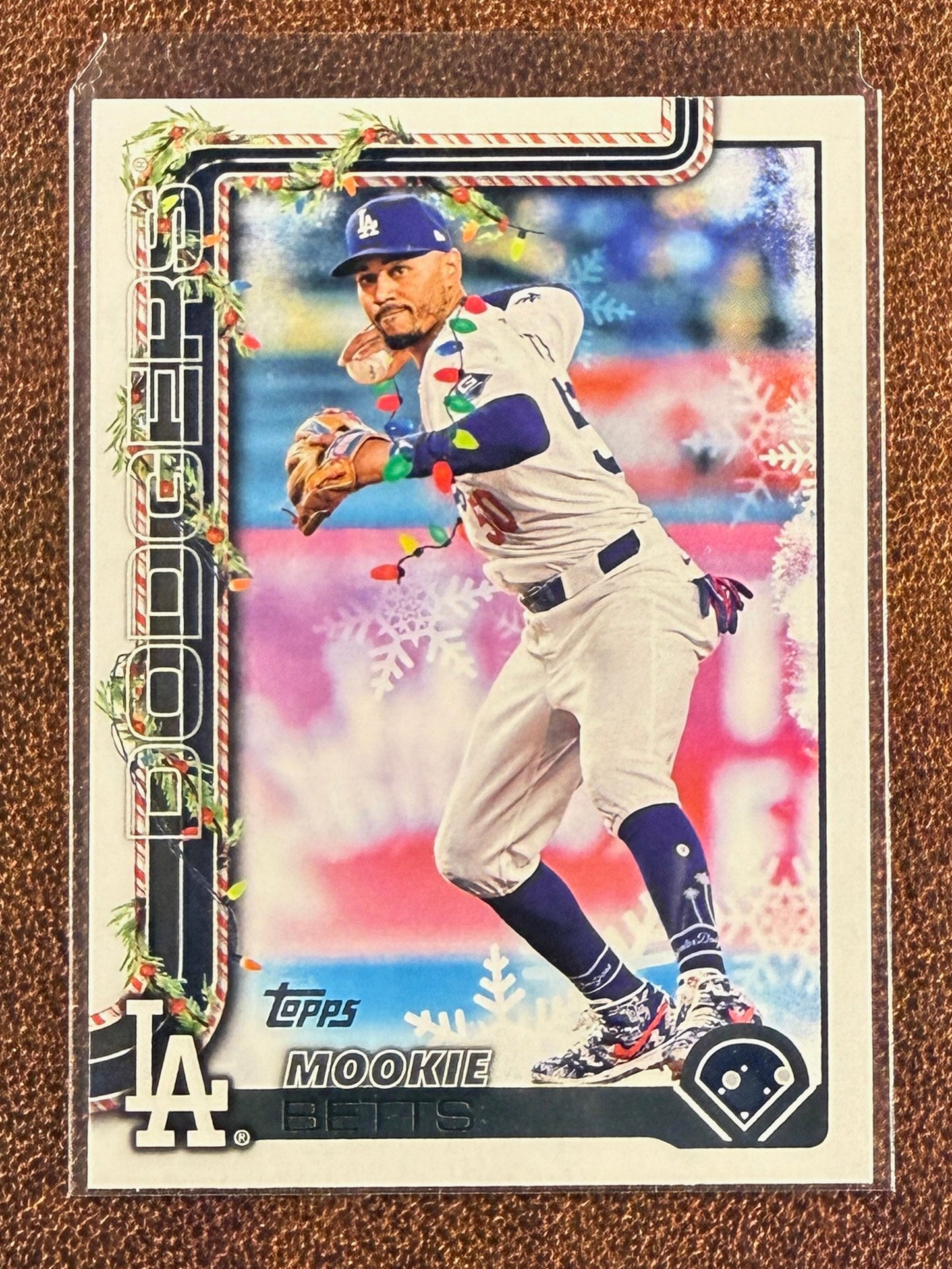 Mookie Betts - 2025 Topps Holiday - Holiday Lights Variation - Dodgers