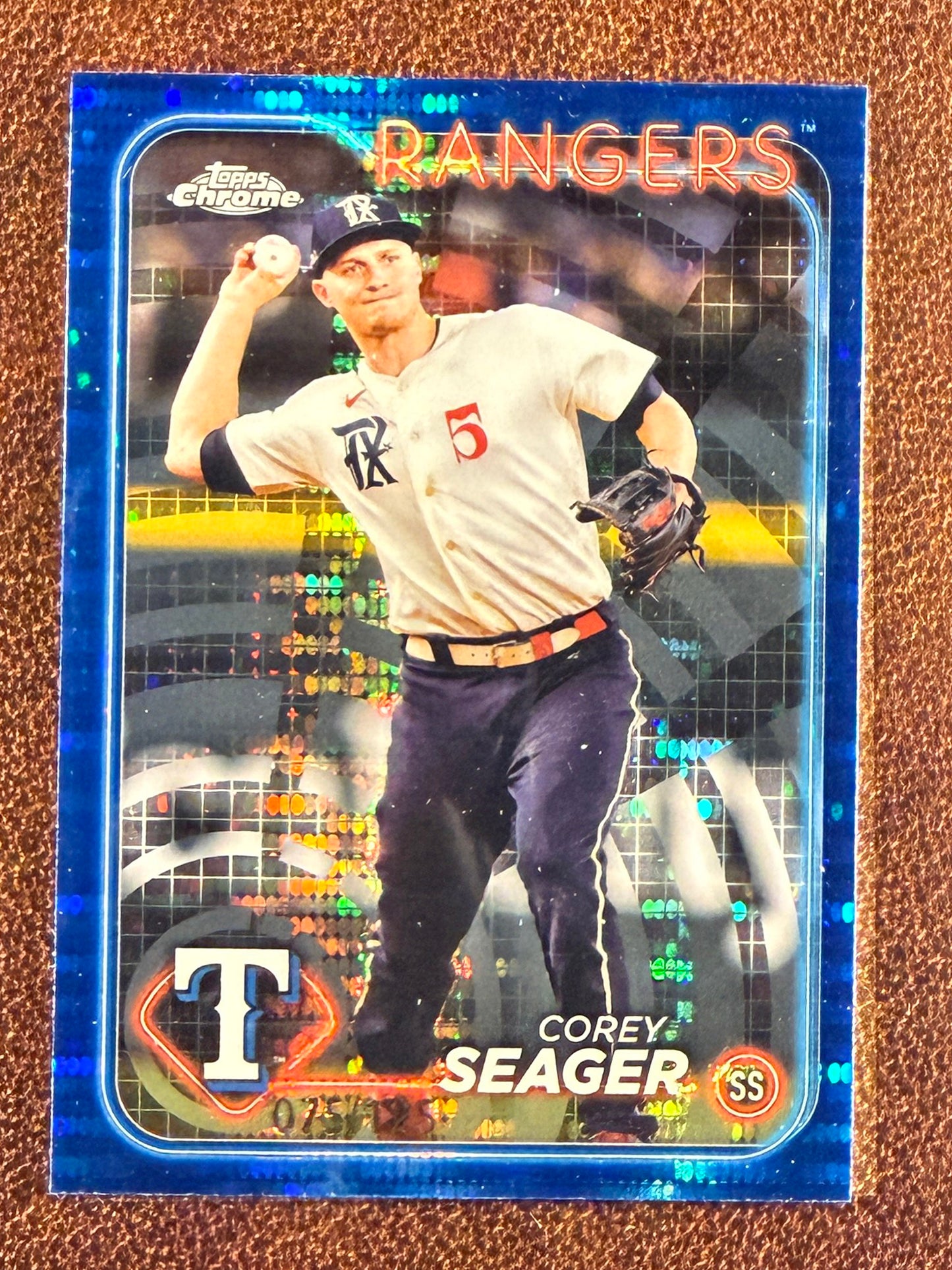Corey Seager - 2024 Topps Chrome - BLUE Sonar Refractors /125 - Rangers