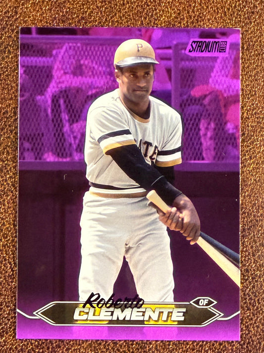 Roberto Clemente - 2024 Topps Stadium Club - PURPLE /75 (*Corner Whiting*) - Pirates
