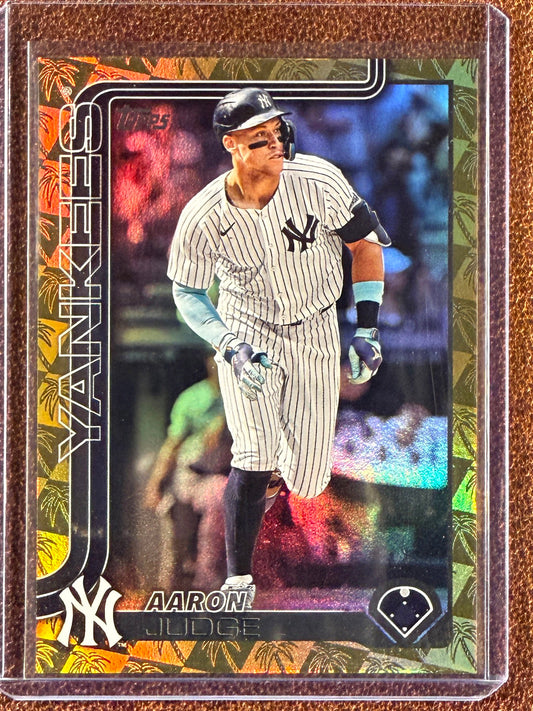 Aaron Judge - 2025 Topps Series 1 - Palm Tree GOLD Border /50 - Yankees