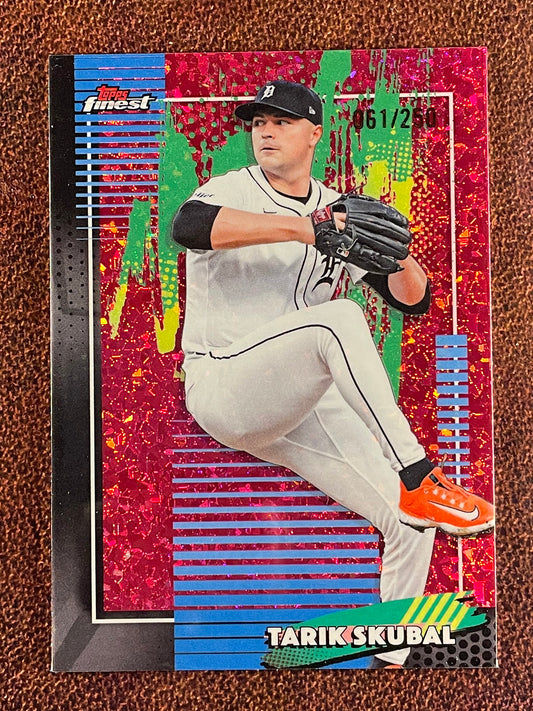 Tarik Skubal - 2026 Topps Finest - PINK Common Mini Diamond /250 - Tigers
