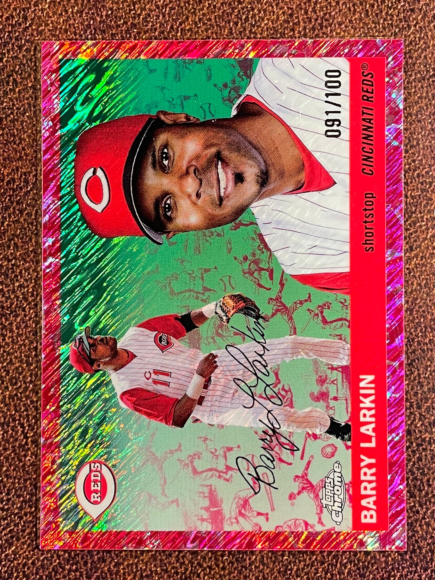 Barry Larkin - 2025 Topps Chrome Platinum - FUCHSIA Shimmer Refractor /100 - Reds