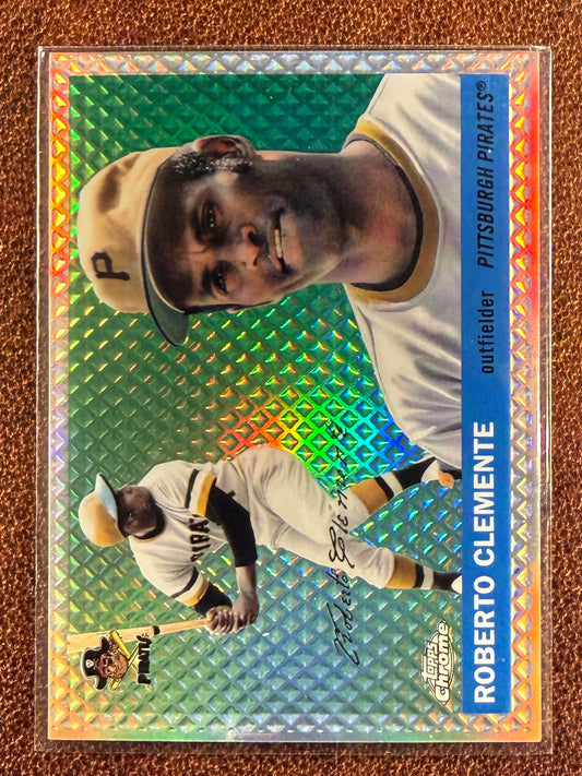 Roberto Clemente - 2025 Topps Chrome Platinum - Diamond Etch Refractor /55 - Pirates
