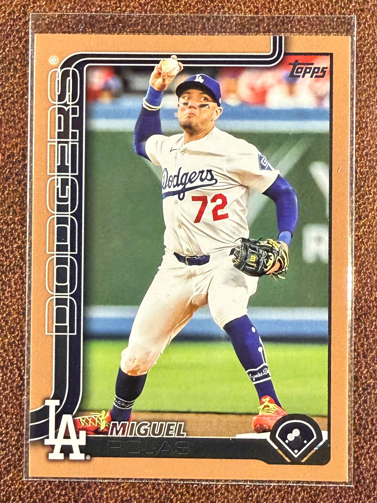 Miguel Rojas - 2025 Topps Update - GOLD /2025 - Dodgers