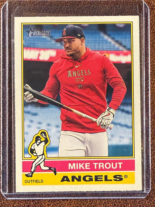 Mike Trout - 2025 Topps Heritage - Image Variation (*Edge issues*) - Angels