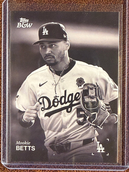 Mookie Betts - 2025 Topps Black and White - Base - Dodgers