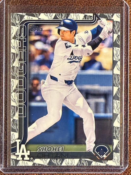 Shohei Ohtani - 2025 Topps Series 1 - Spring Training Cactus Foil - Dodgers (sold)