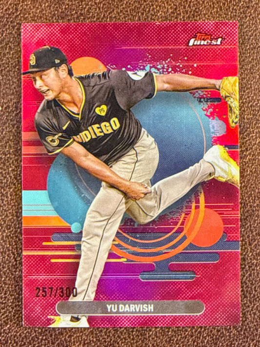 Yu Darvish - 2025 Topps Finest - Uncommon MAGENTA Refractor /300 - Padres