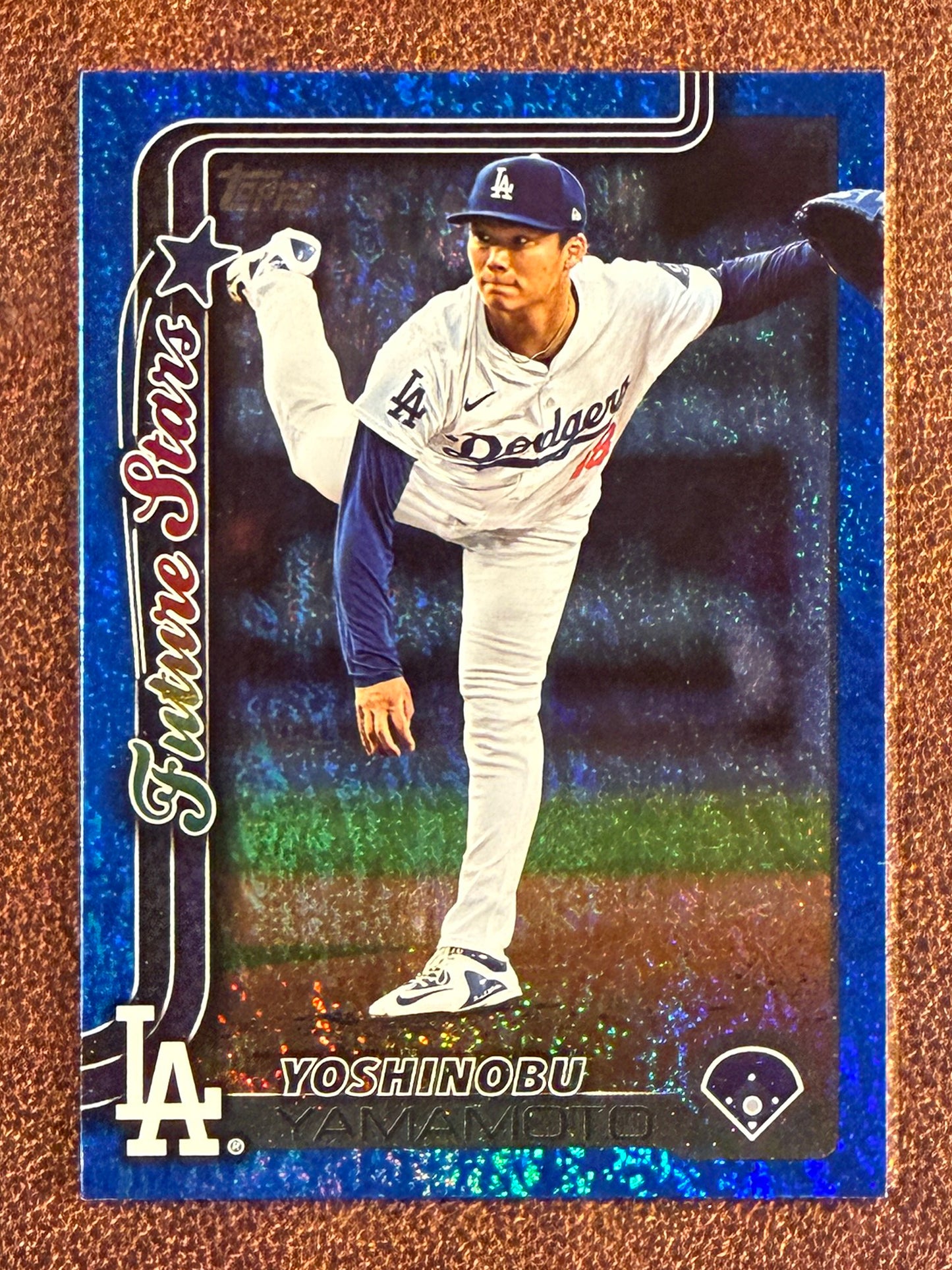 Yoshinobu Yamamoto - 2025 Topps Series 1 - BLUE Holo Foil /150 - Dodgers