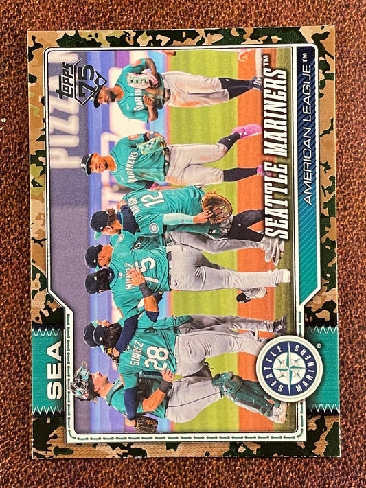 Team Card - 2026 Topps Series 2 - CAMO /25 - Mariners