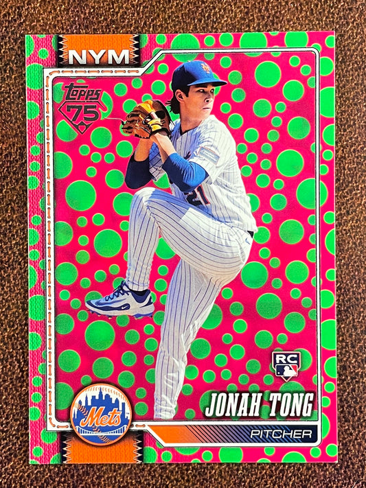 Jonah Tong - 2026 Topps Series 1 - Rookie Green and Pink Polka Dots - Mets